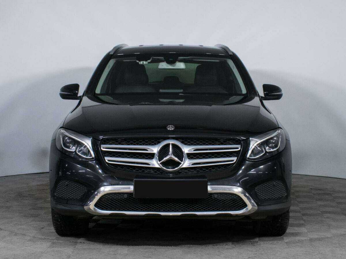 Купить Mercedes-Benz GLC с пробегом. Фото: #1