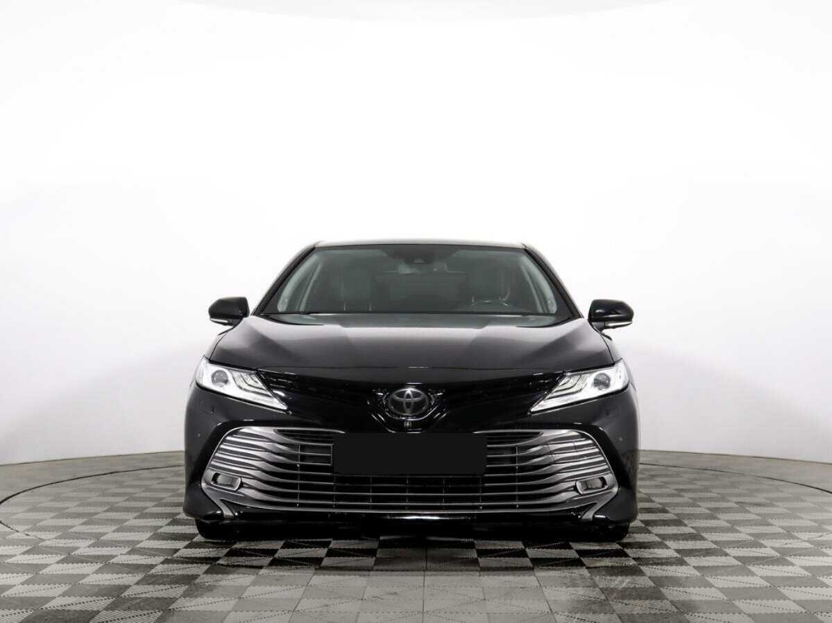 Купить Toyota Camry с пробегом. Фото: #1