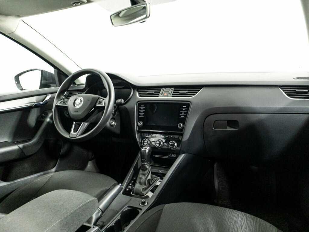 Купить Skoda Octavia с пробегом. Фото: #8