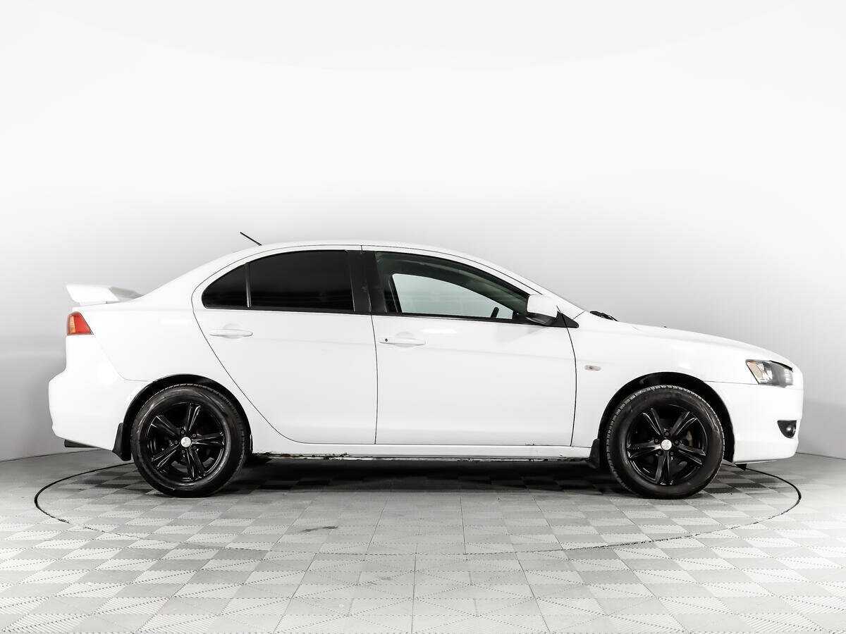 Купить Mitsubishi Lancer с пробегом. Фото: #3