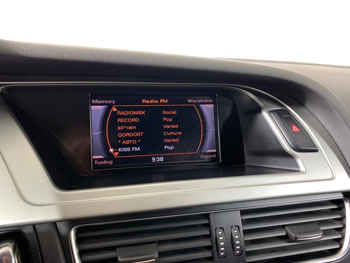 Купить Audi A4 с пробегом. Фото: #14
