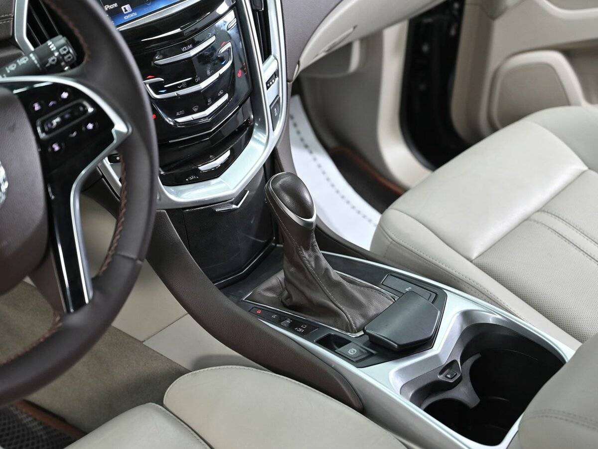 Купить Cadillac SRX с пробегом. Фото: #11