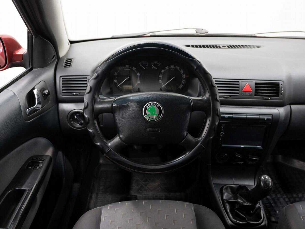 Купить Skoda Octavia с пробегом. Фото: #13