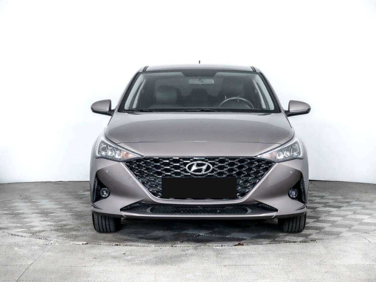 Купить Hyundai Solaris с пробегом. Фото: #0