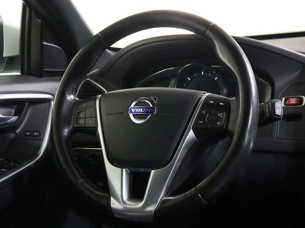 Купить Volvo XC60 с пробегом. Фото: #13