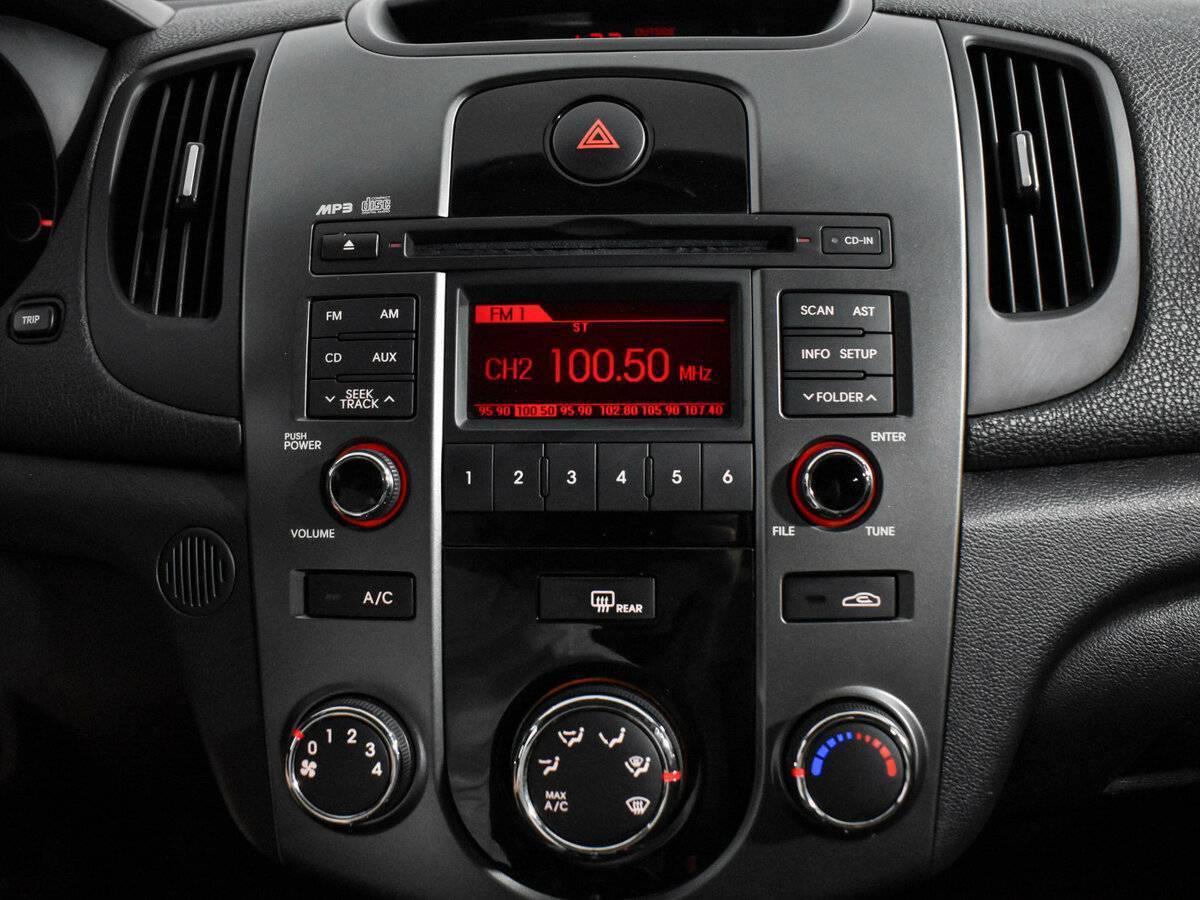 Купить Kia Cerato с пробегом. Фото: #13