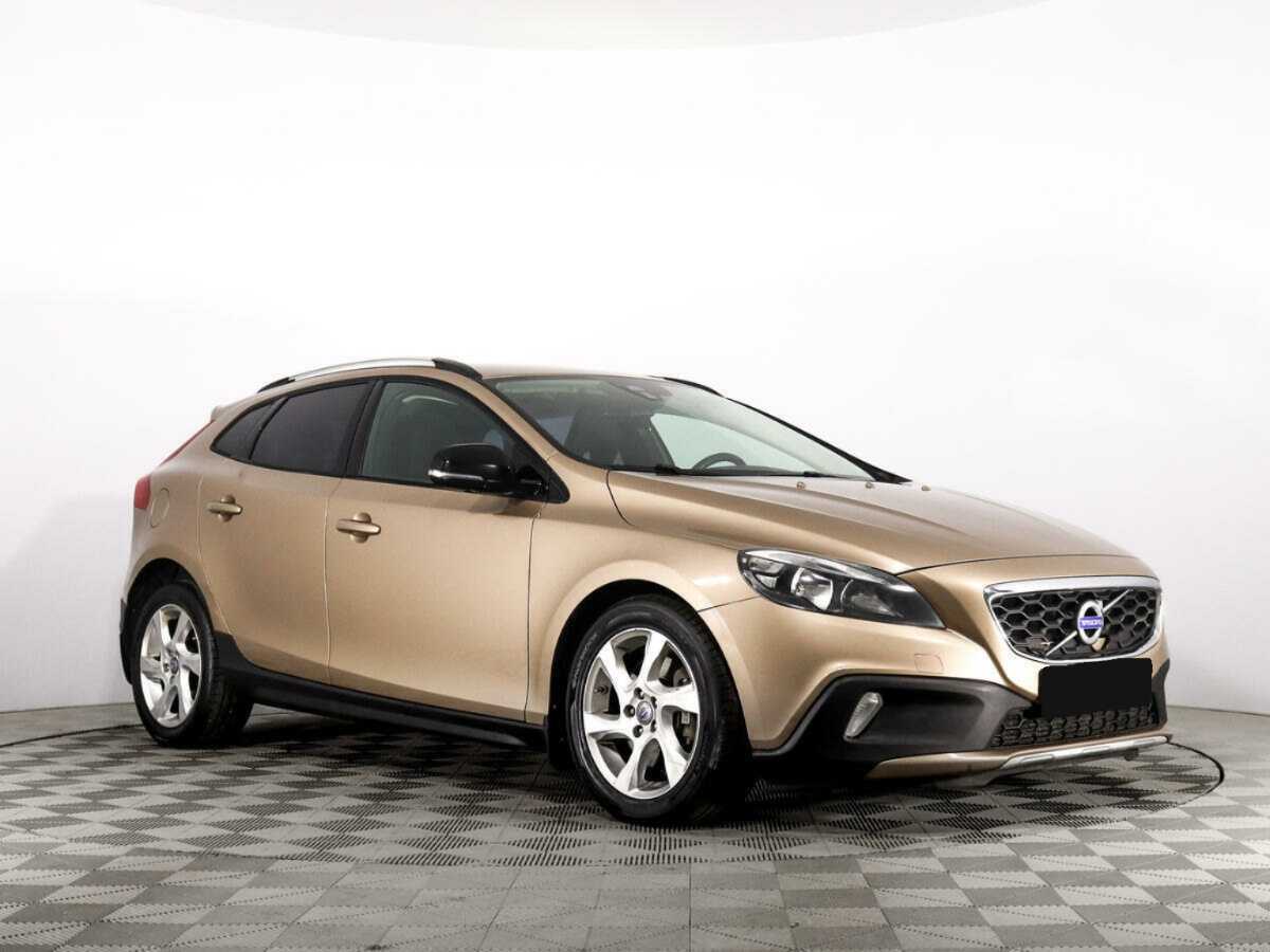 Купить Volvo V40 Cross Country с пробегом. Фото: #2