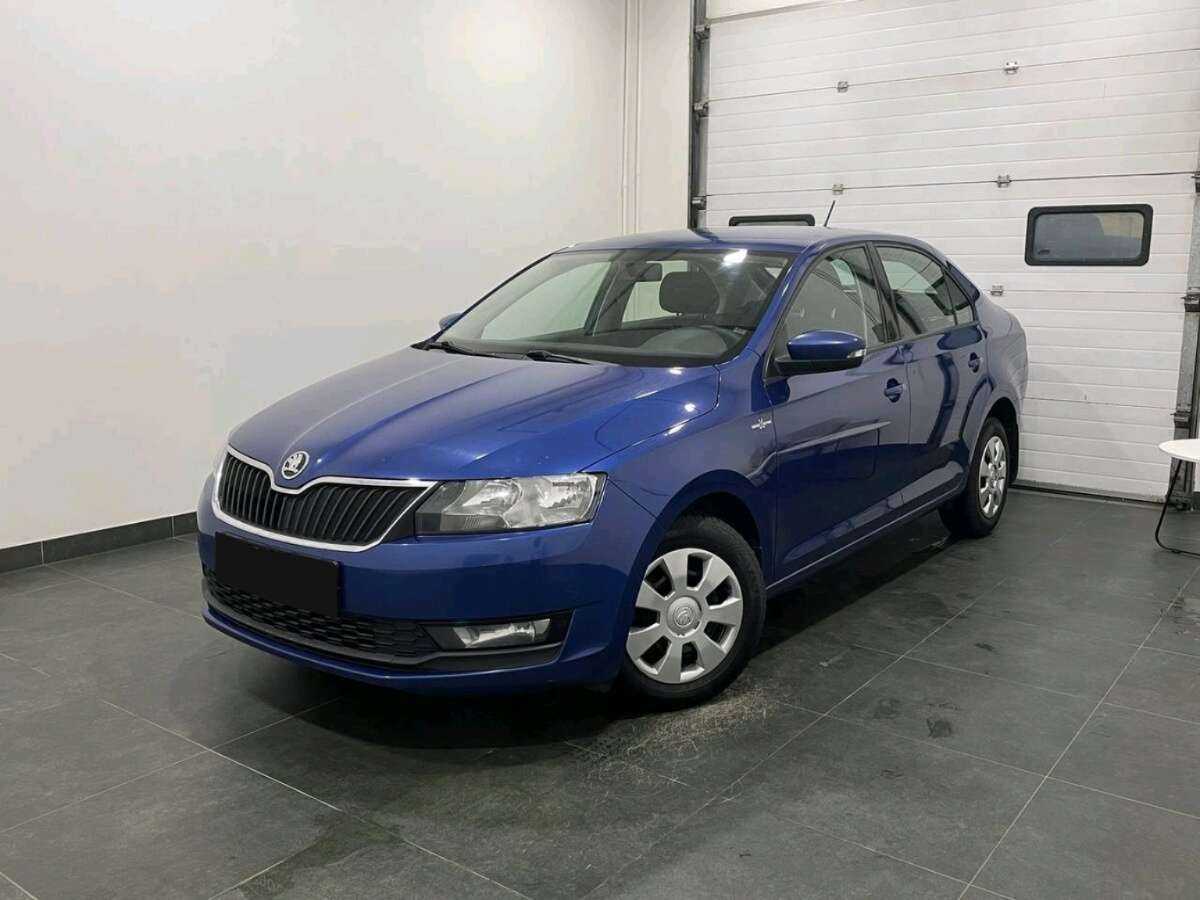 Купить Skoda Rapid с пробегом. Посмотреть фото