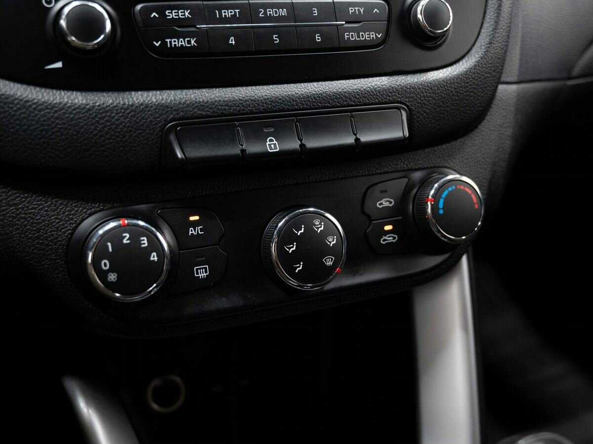 Купить Kia Ceed с пробегом. Фото: #20