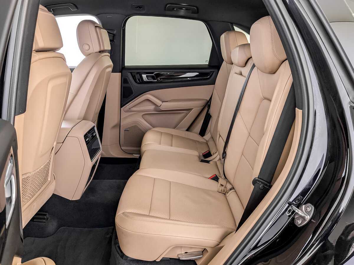 Купить Porsche Cayenne с пробегом. Фото: #11