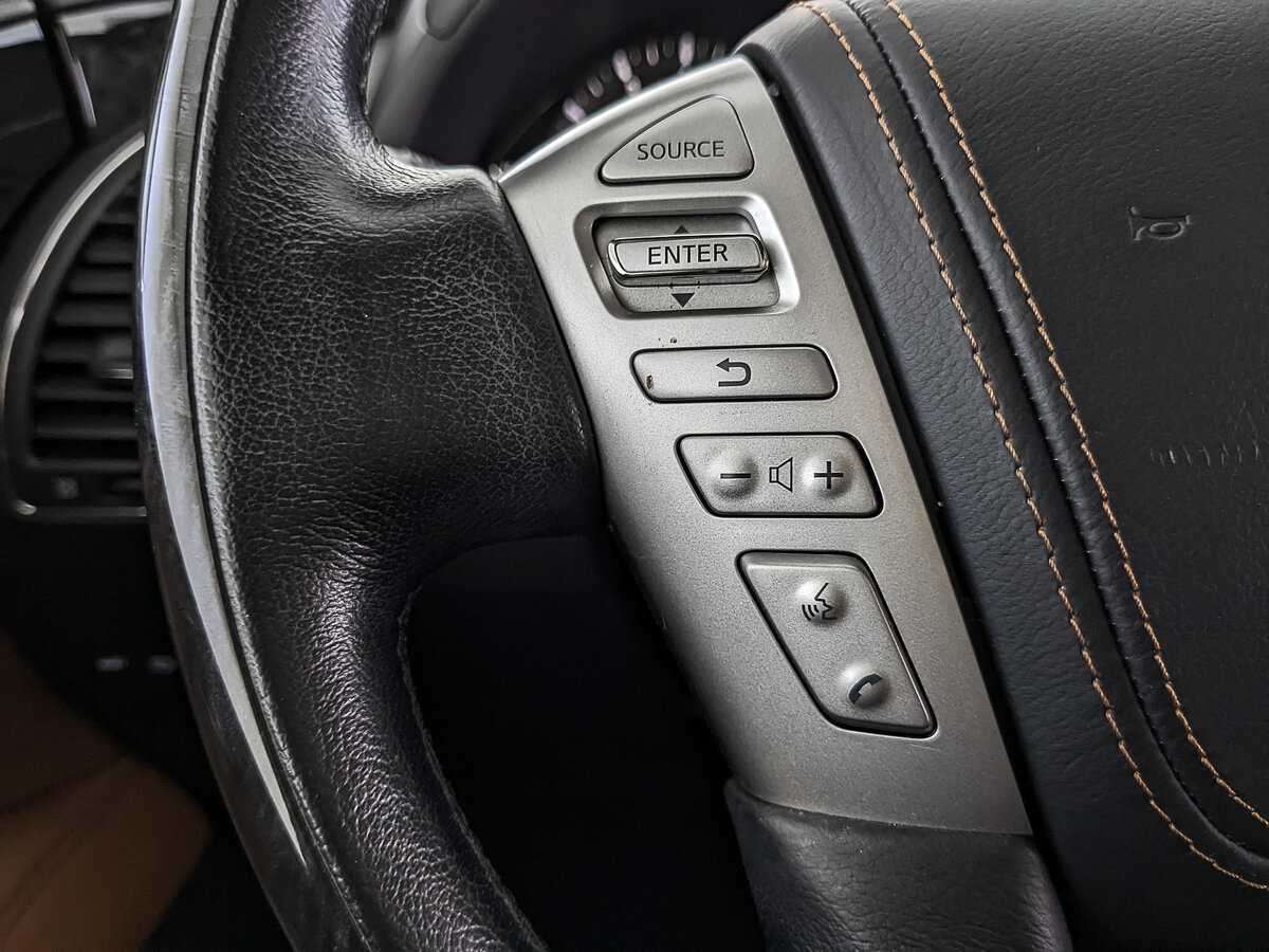 Купить Infiniti QX80 с пробегом. Фото: #27