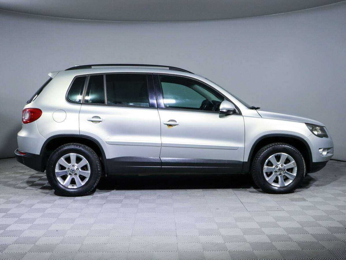 Купить Volkswagen Tiguan с пробегом. Фото: #3