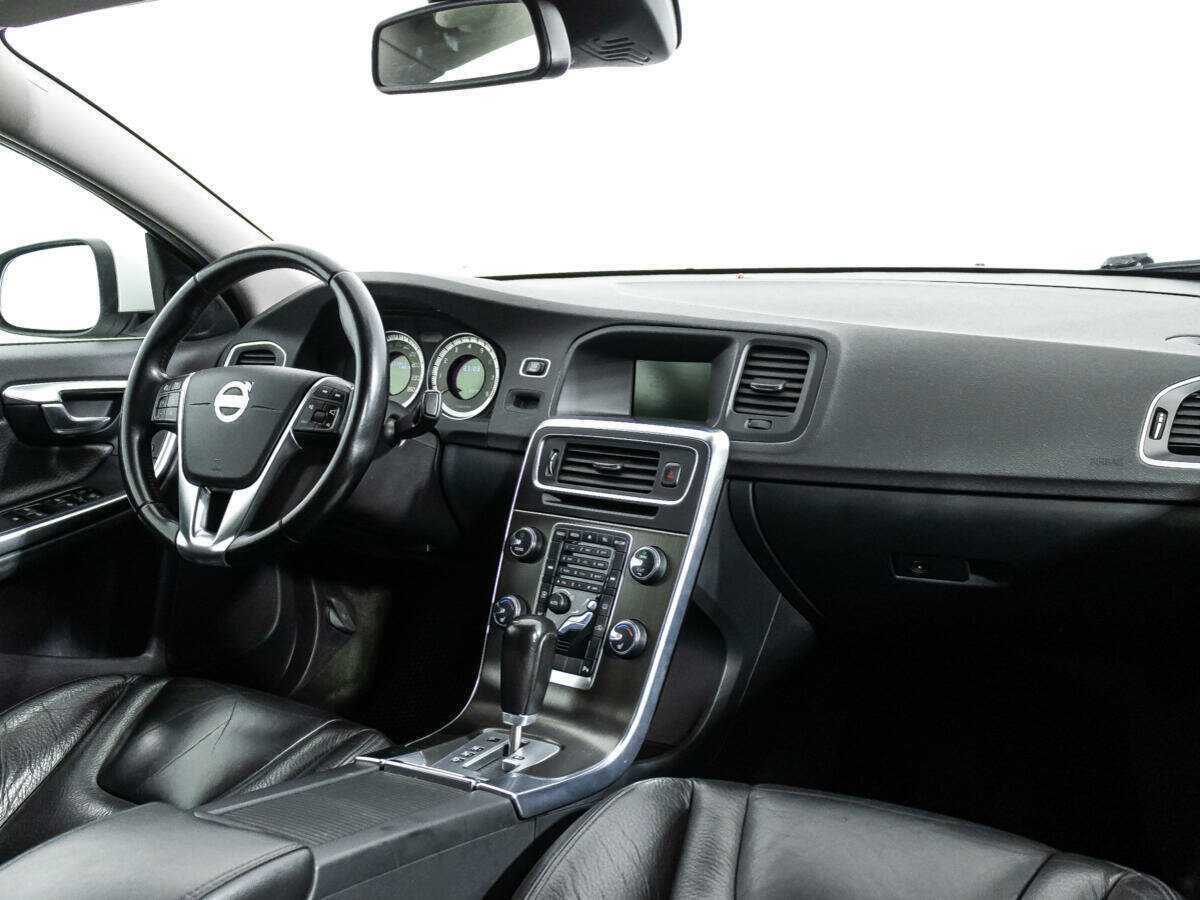 Купить Volvo S60 с пробегом. Фото: #8