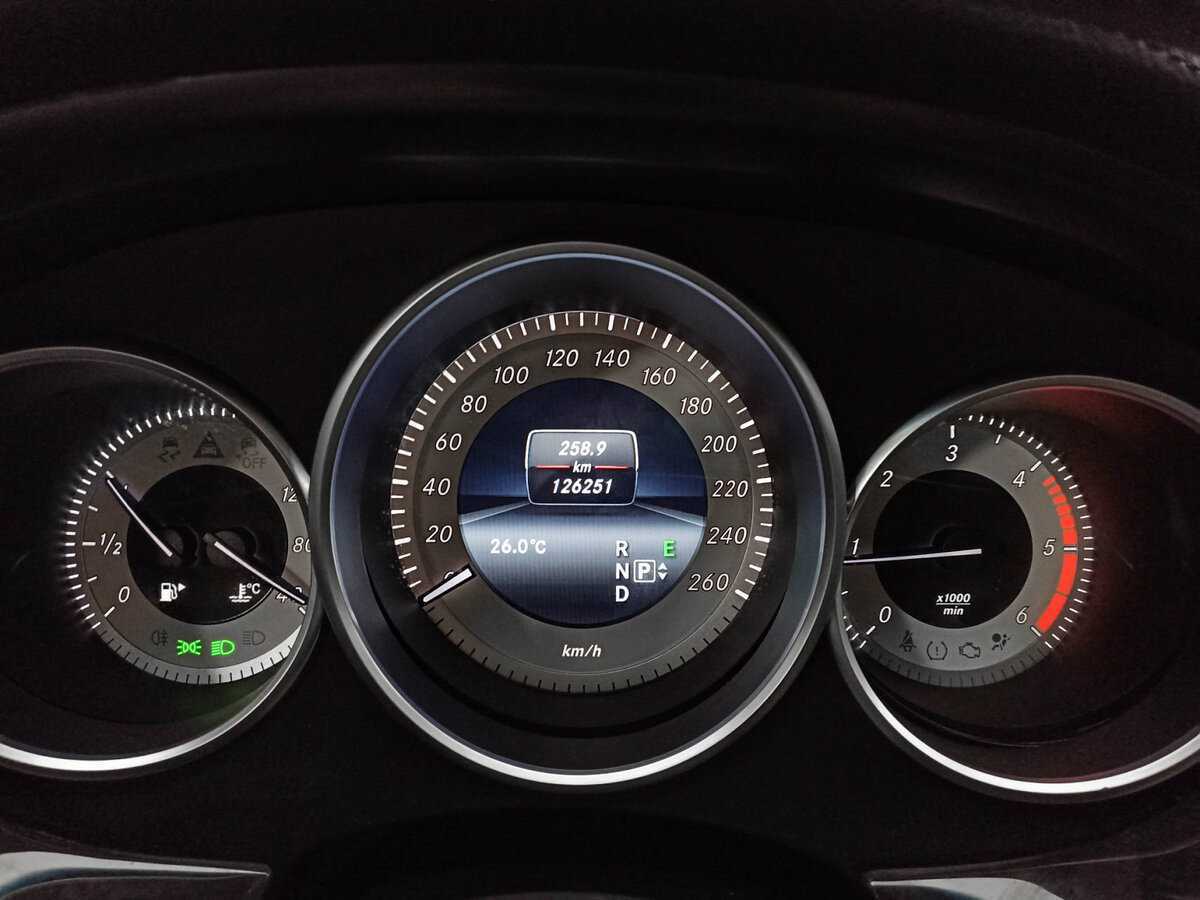 Купить Mercedes-Benz CLS с пробегом. Фото: #10