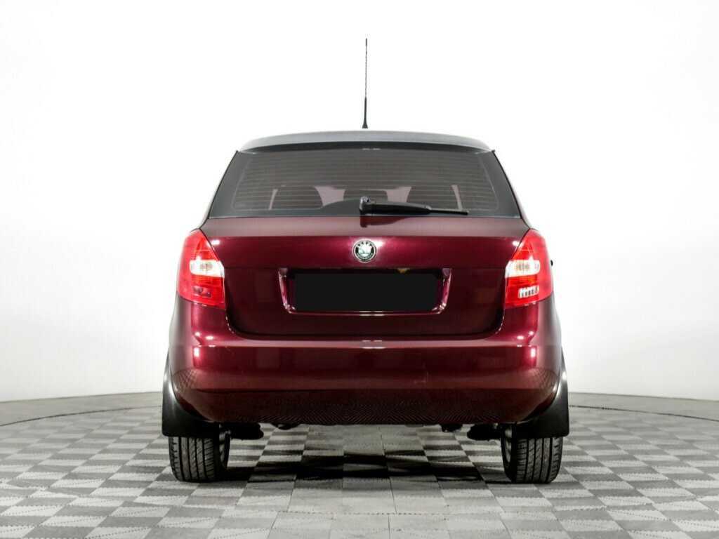 Купить Skoda Fabia с пробегом. Фото: #5