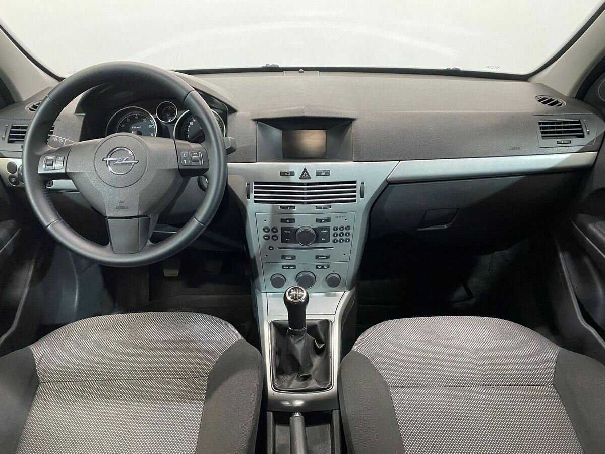 Купить Opel Astra с пробегом. Фото: #8