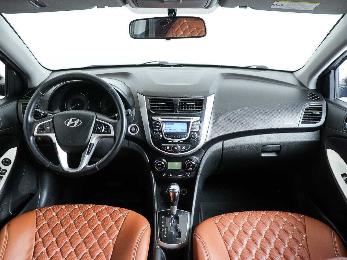 Купить Hyundai Solaris с пробегом. Фото: #10