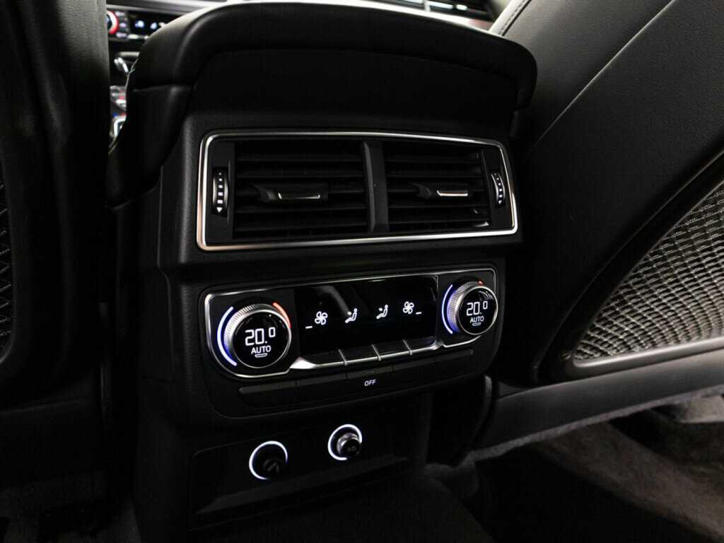 Купить Audi Q7 с пробегом. Фото: #23