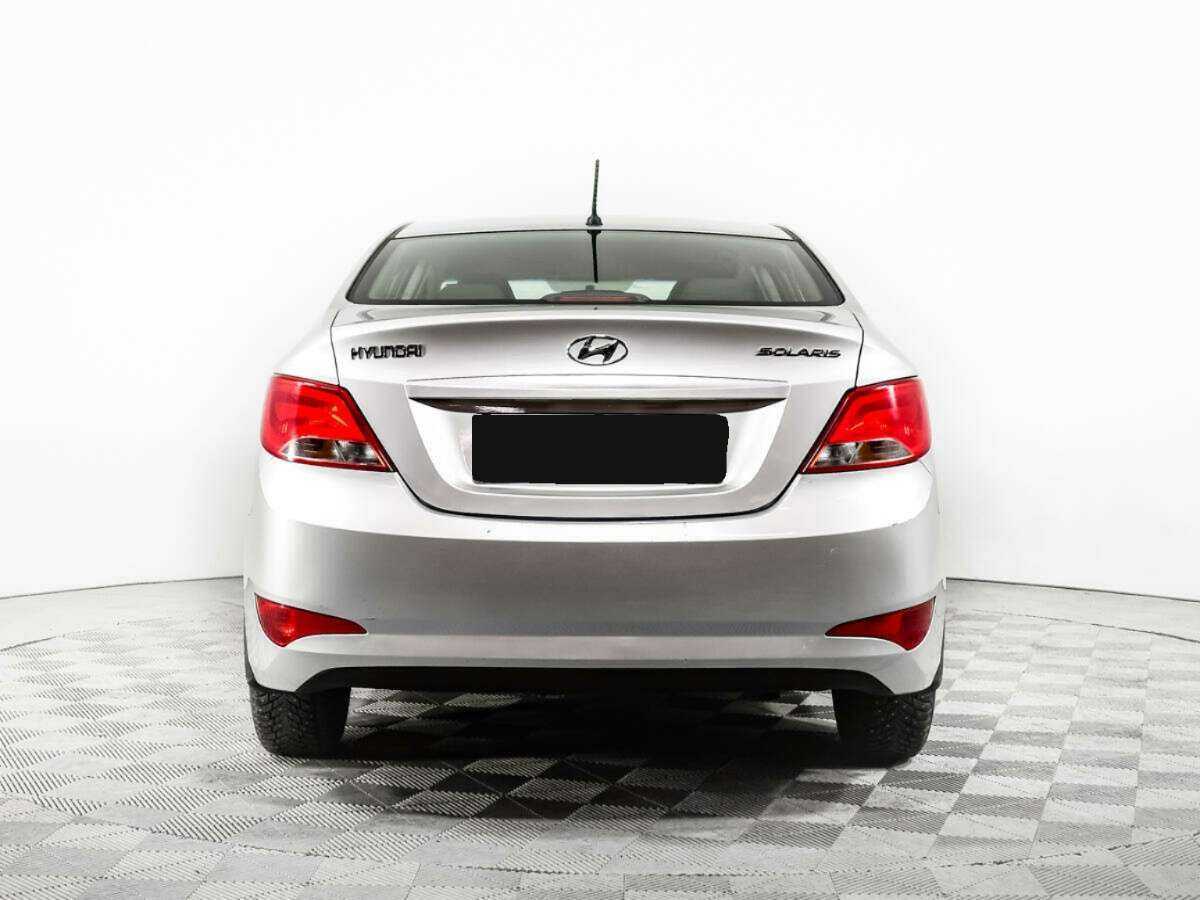 Купить Hyundai Solaris с пробегом. Фото: #5