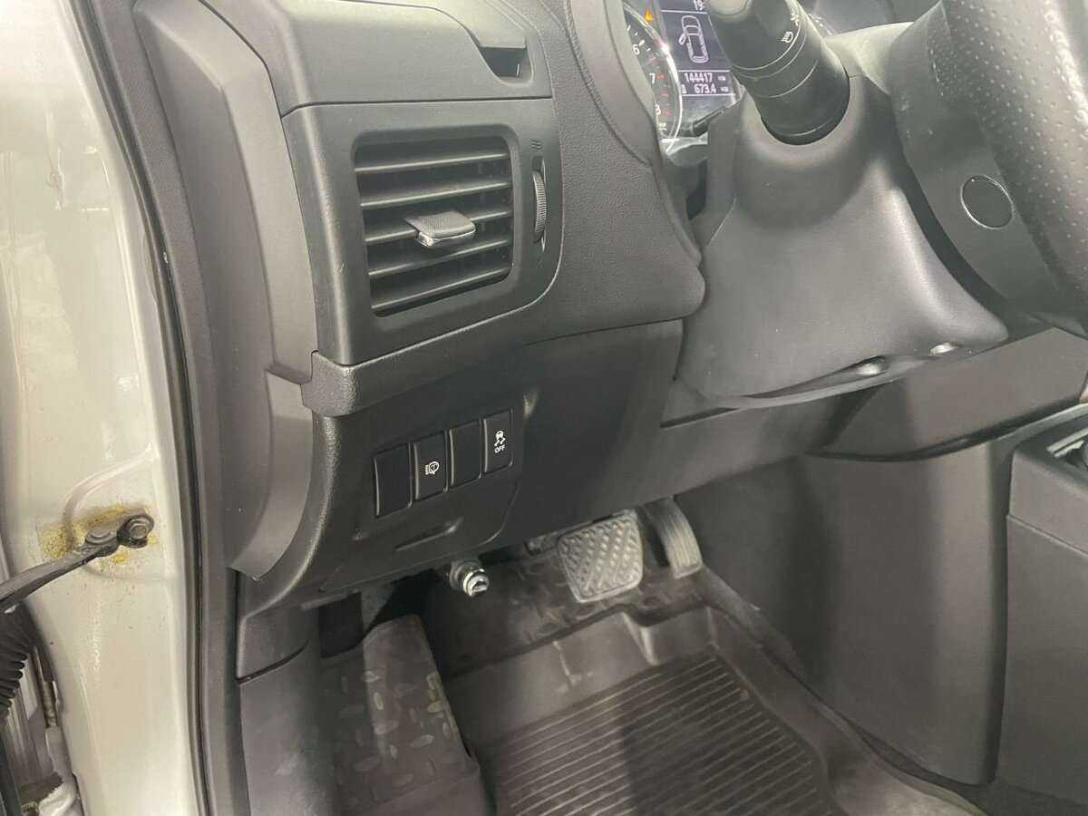 Купить Nissan X-Trail с пробегом. Фото: #8