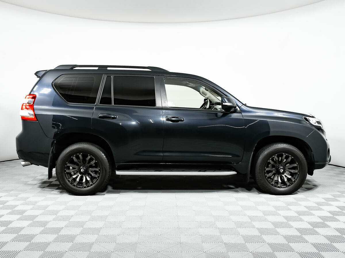 Купить Toyota Land Cruiser Prado с пробегом. Фото: #3