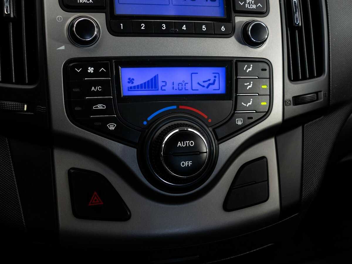 Купить Hyundai i30 с пробегом. Фото: #11