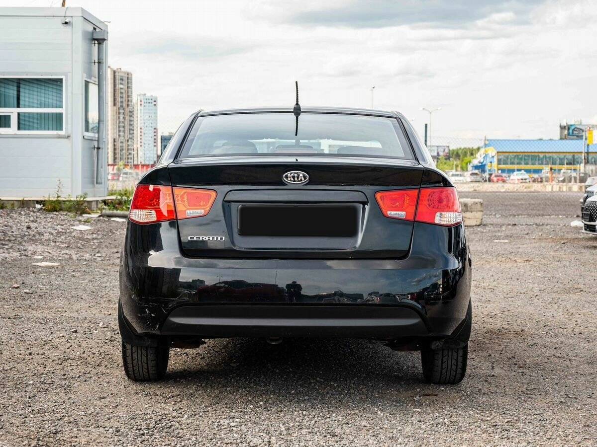 Купить Kia Cerato с пробегом. Фото: #4