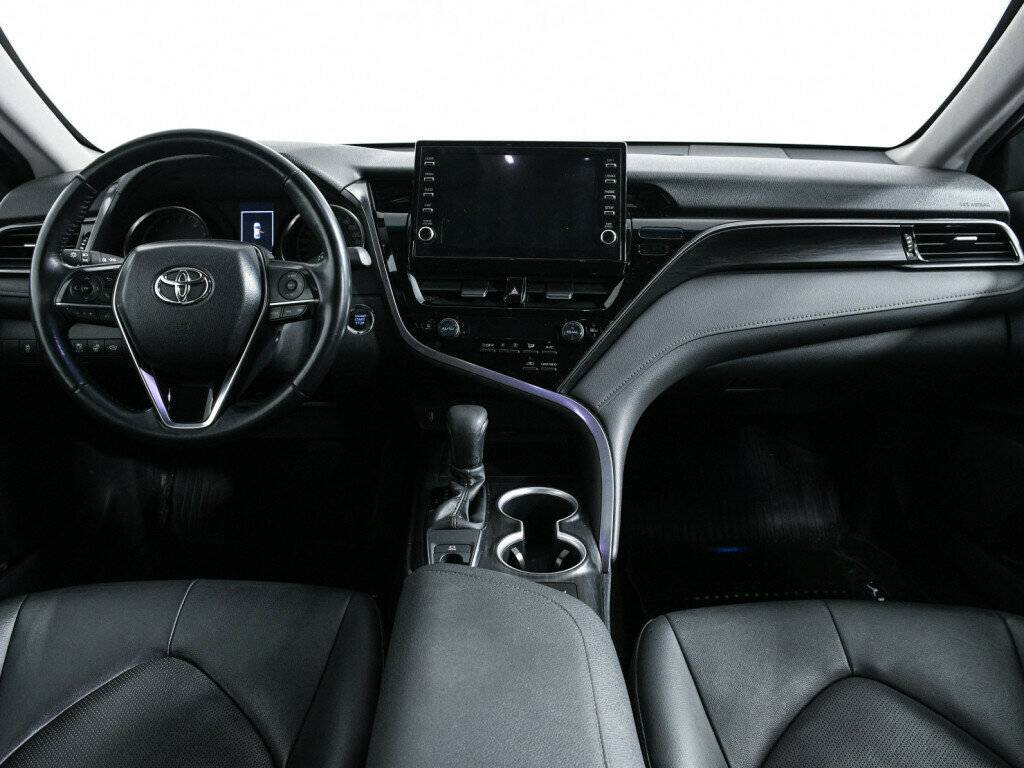 Купить Toyota Camry с пробегом. Фото: #10