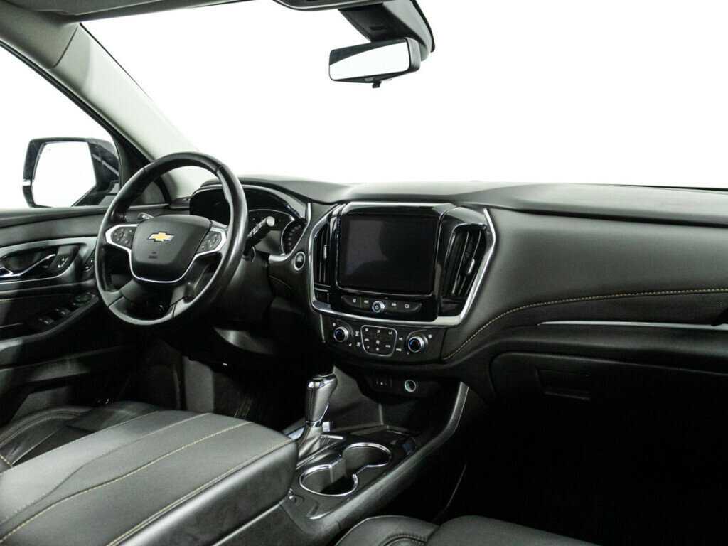 Купить Chevrolet Traverse с пробегом. Фото: #8