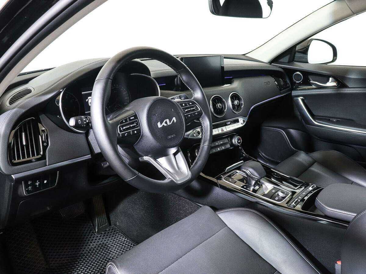 Купить Kia Stinger с пробегом. Фото: #12