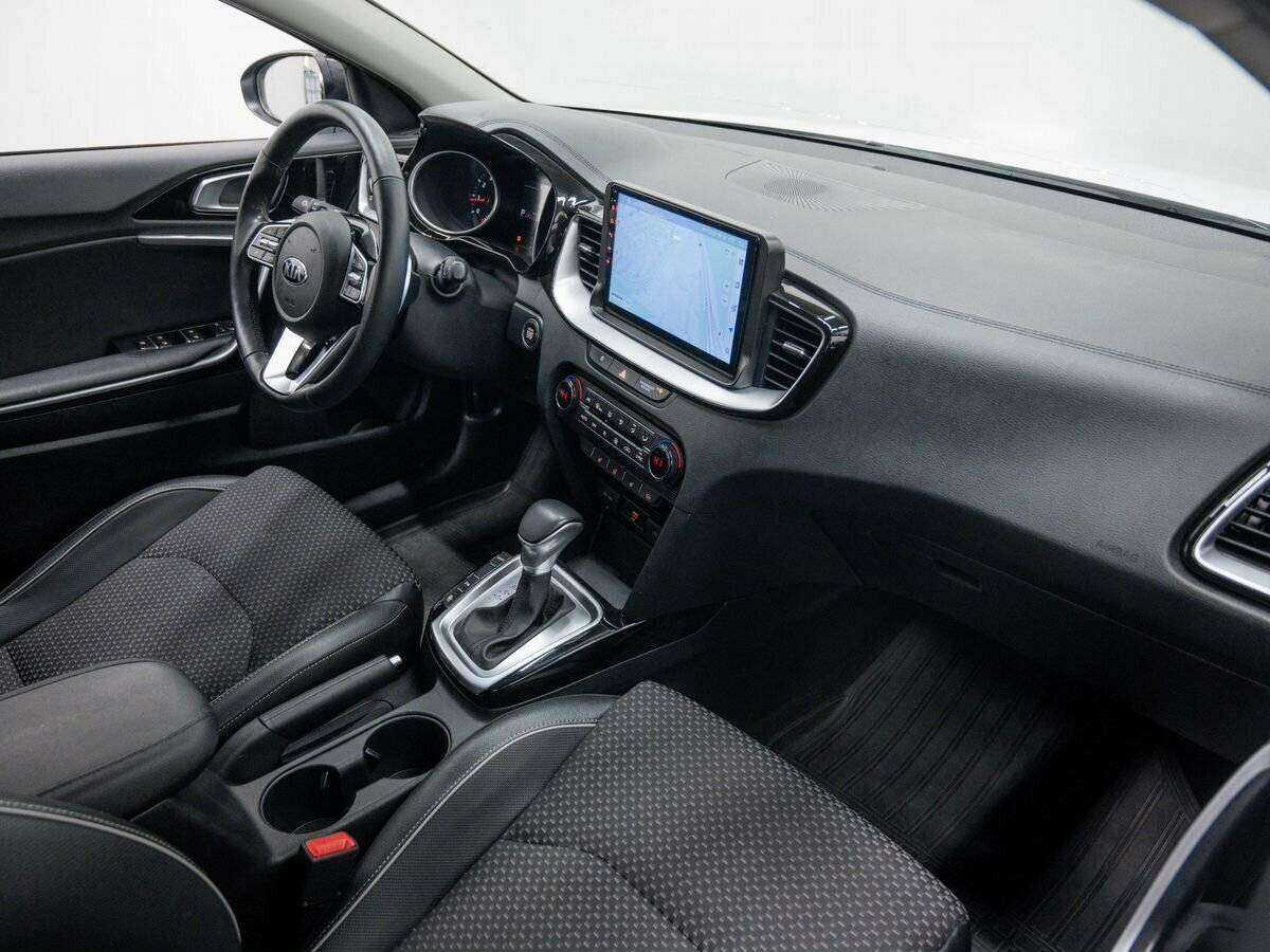 Купить Kia XCeed с пробегом. Фото: #7