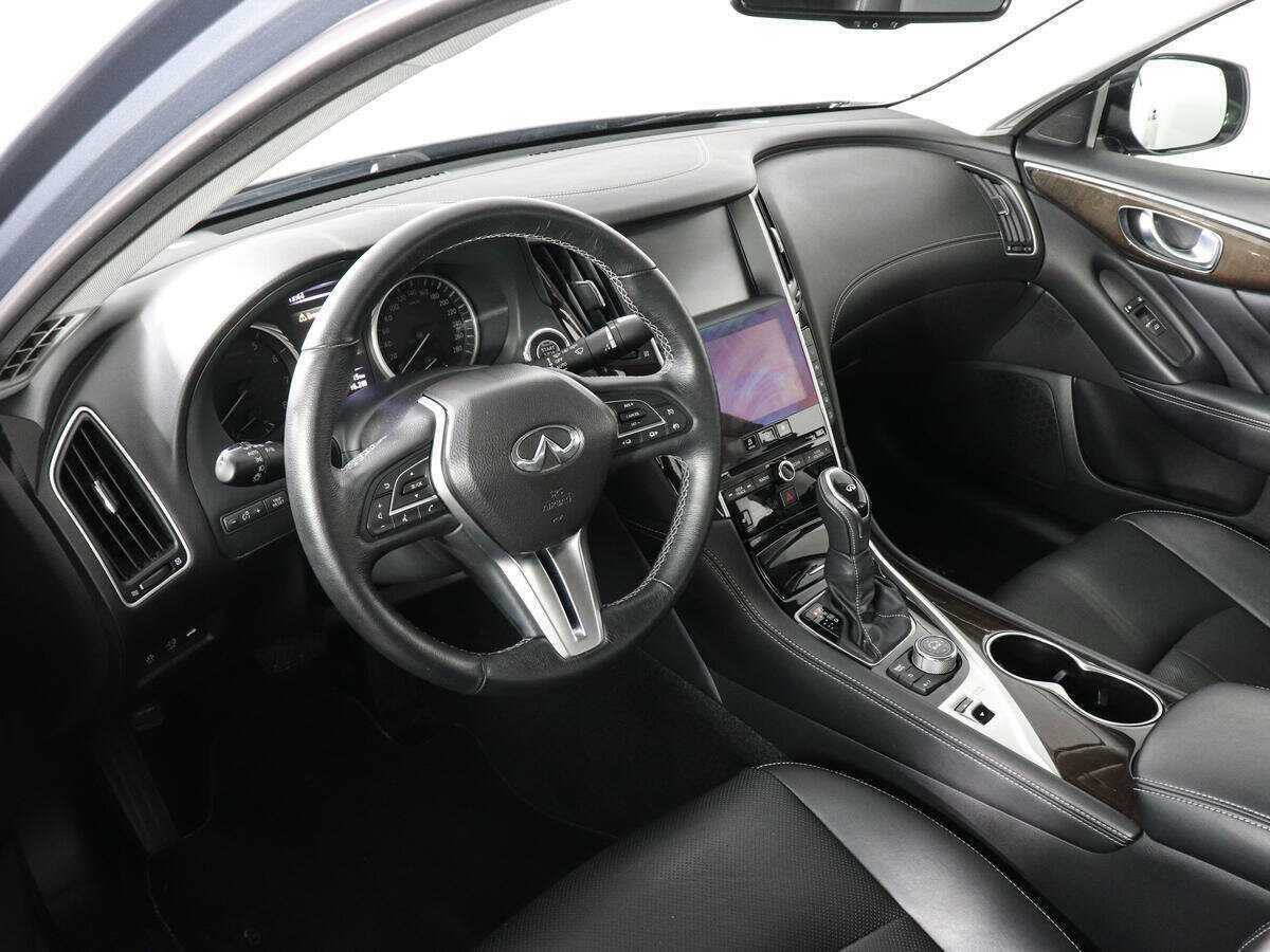 Купить Infiniti Q50 с пробегом. Фото: #8