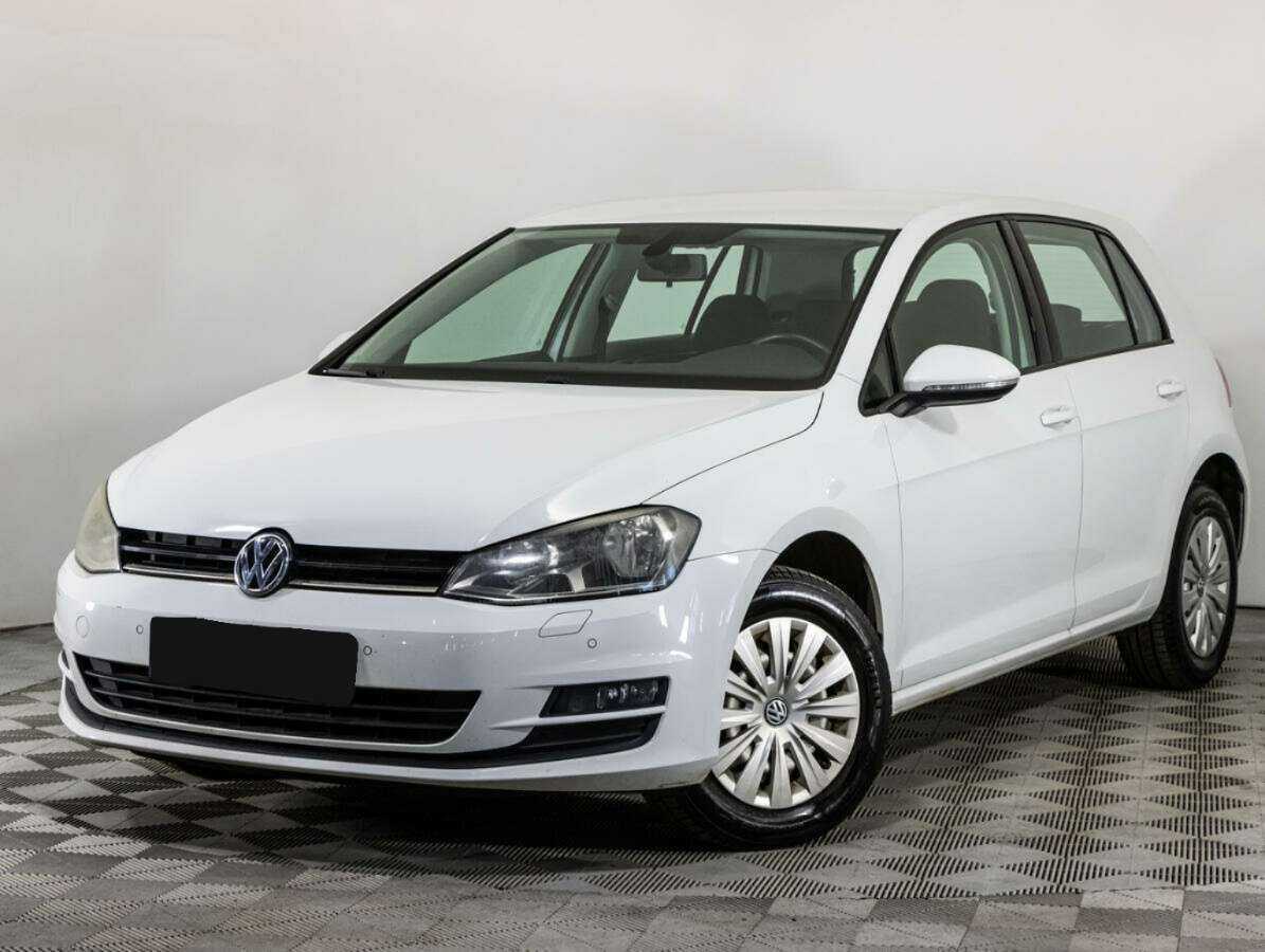 Купить Volkswagen Golf с пробегом. Посмотреть фото