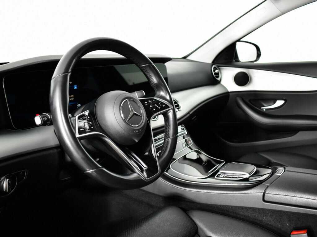 Купить Mercedes-Benz E-Класс с пробегом. Фото: #12