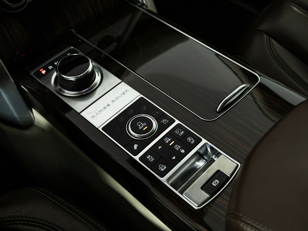 Купить Land Rover Range Rover с пробегом. Фото: #23