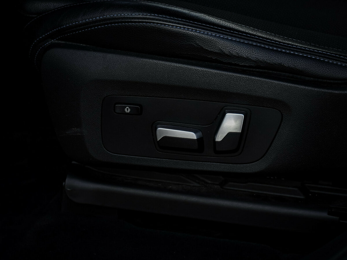 Купить BMW X3 с пробегом. Фото: #16