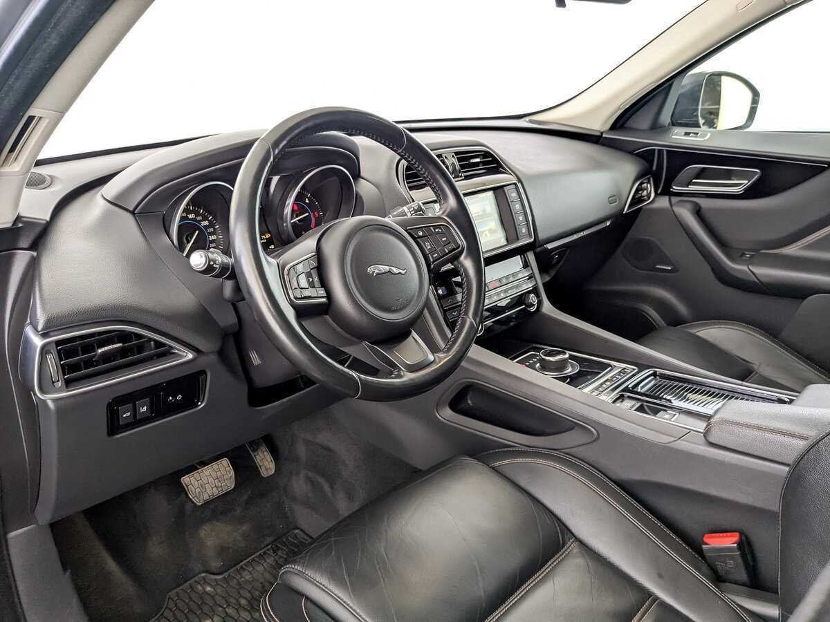 Купить Jaguar F-Pace с пробегом. Фото: #15