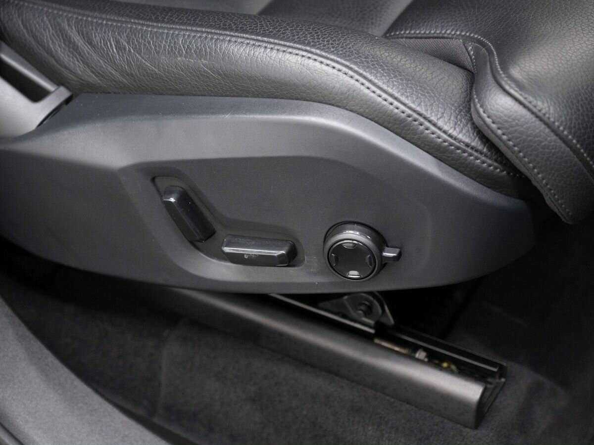 Купить Volvo XC90 с пробегом. Фото: #12