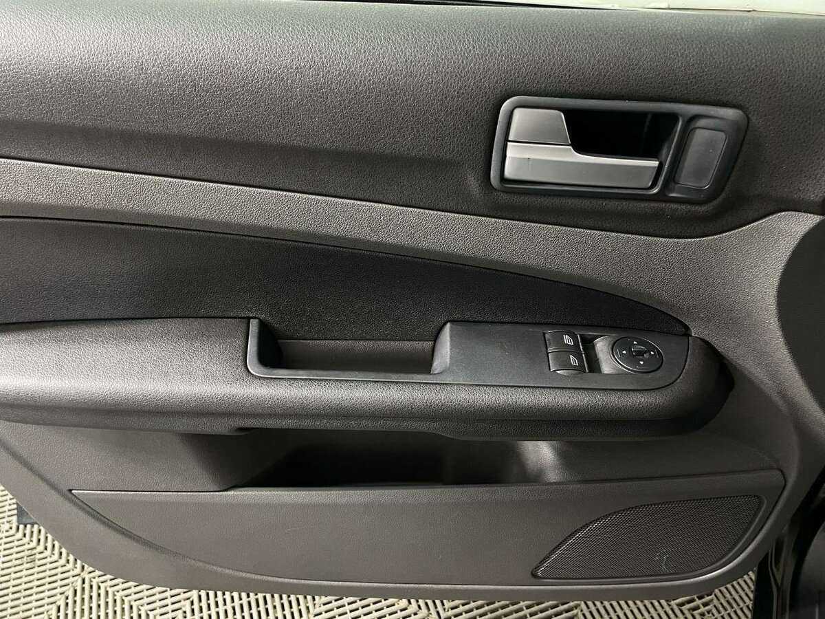 Купить Ford Focus с пробегом. Фото: #7