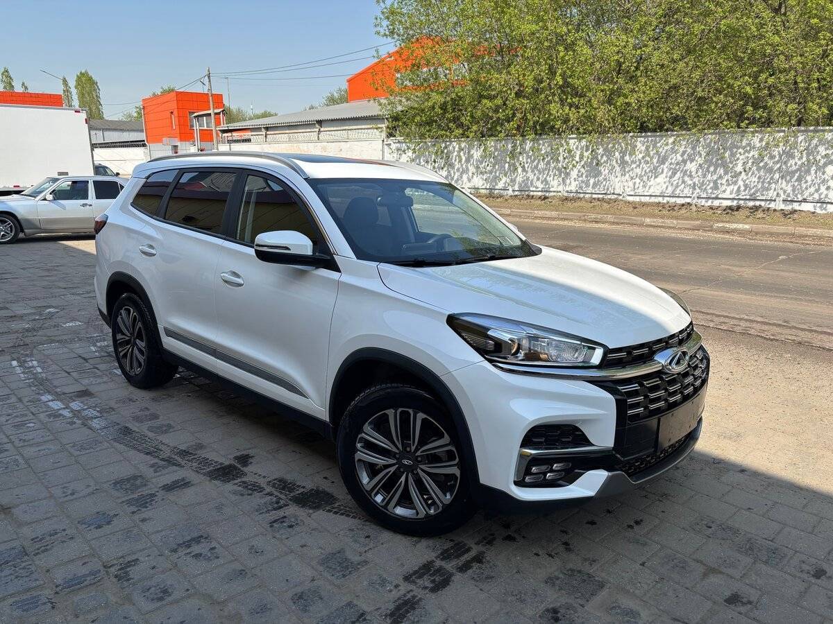 Купить Chery Tiggo 8 с пробегом. Фото: #1