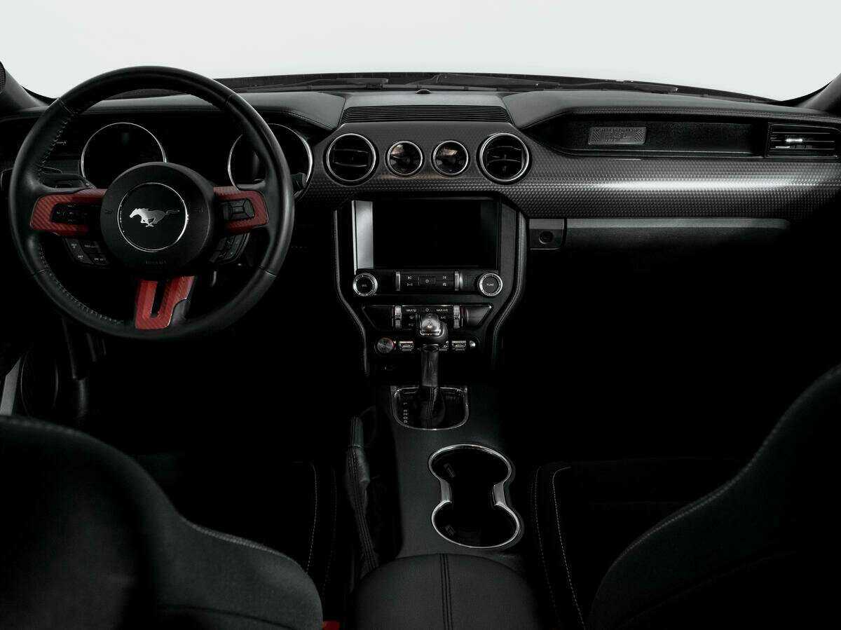 Купить Ford Mustang с пробегом. Фото: #11