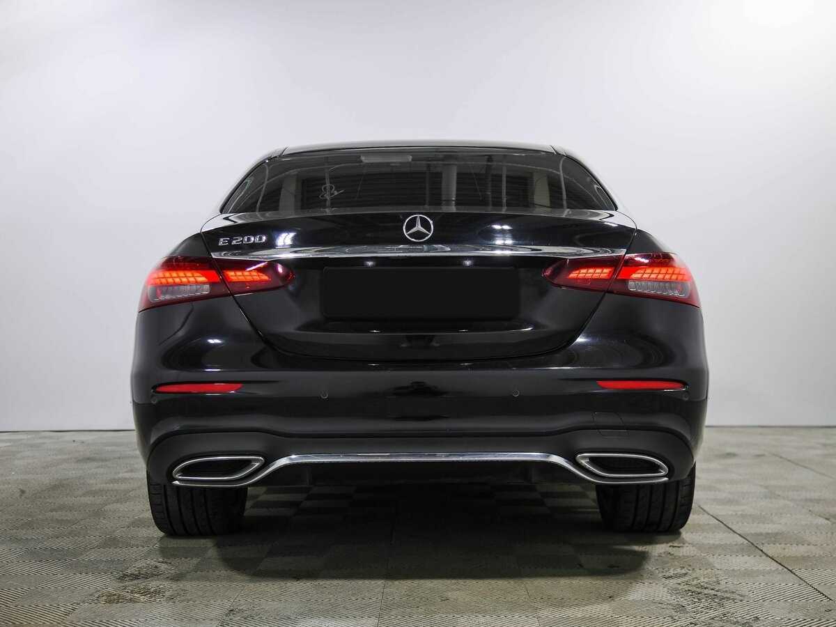 Купить Mercedes-Benz E-Класс с пробегом. Фото: #3