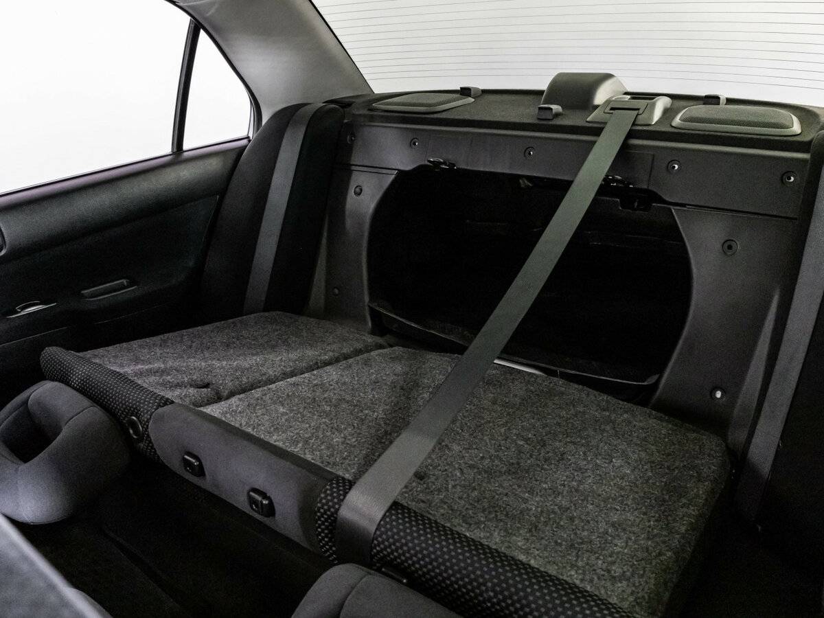 Купить Mitsubishi Lancer с пробегом. Фото: #14