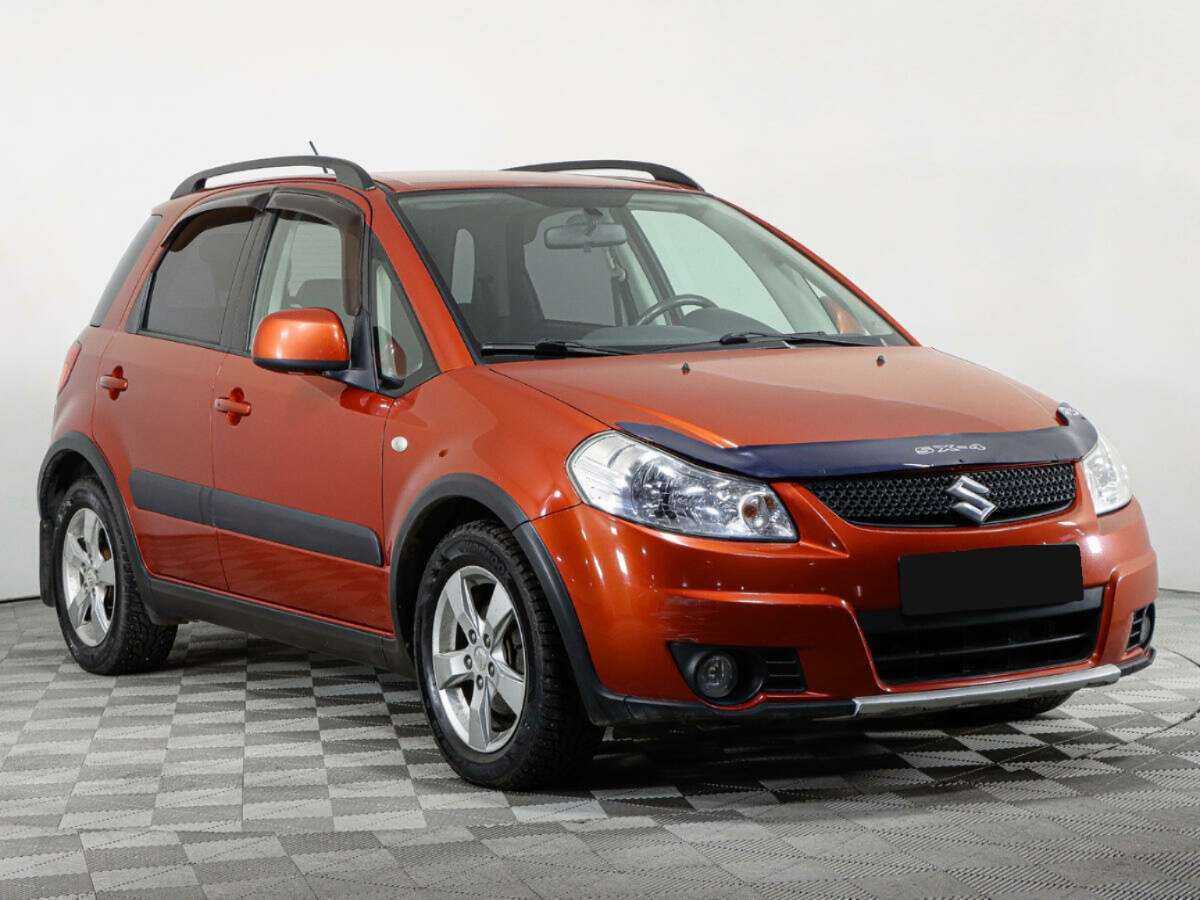 Купить Suzuki SX4 с пробегом. Фото: #2