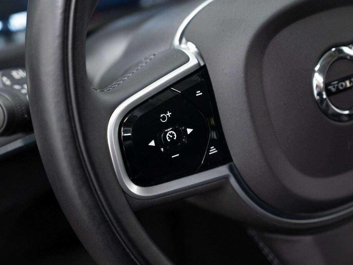 Купить Volvo XC90 с пробегом. Фото: #18
