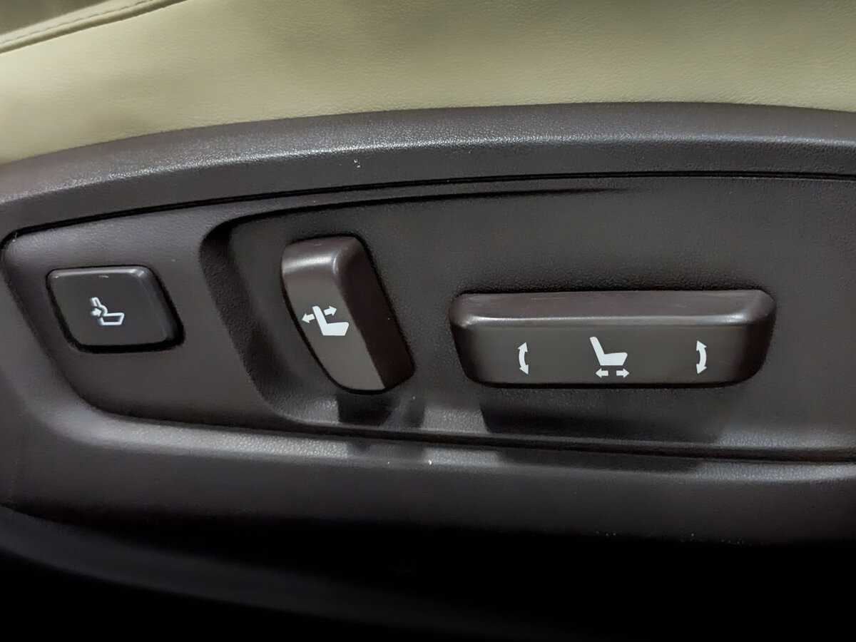 Купить Lexus ES с пробегом. Фото: #20