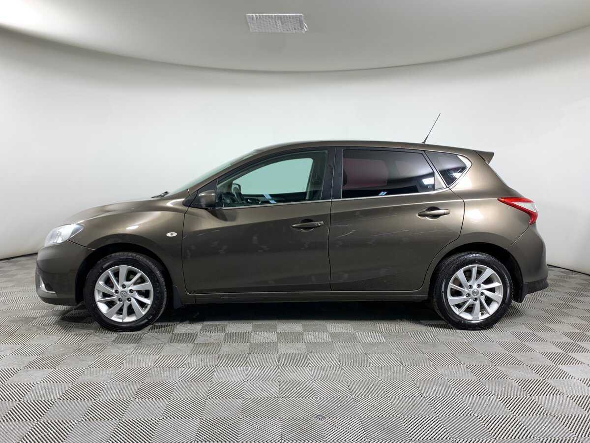 Купить Nissan Tiida с пробегом. Фото: #7
