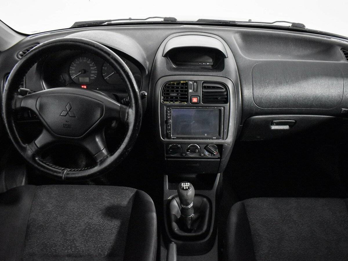 Купить Mitsubishi Carisma с пробегом. Фото: #12