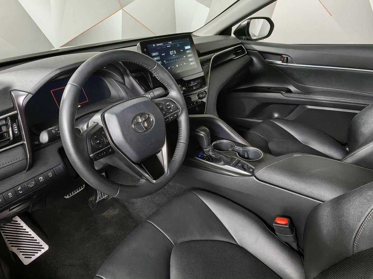 Купить Toyota Camry с пробегом. Фото: #13