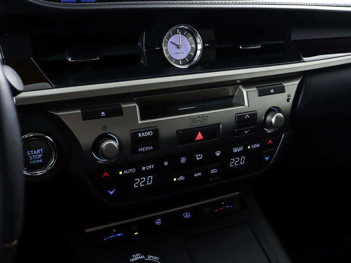 Купить Lexus ES с пробегом. Фото: #18